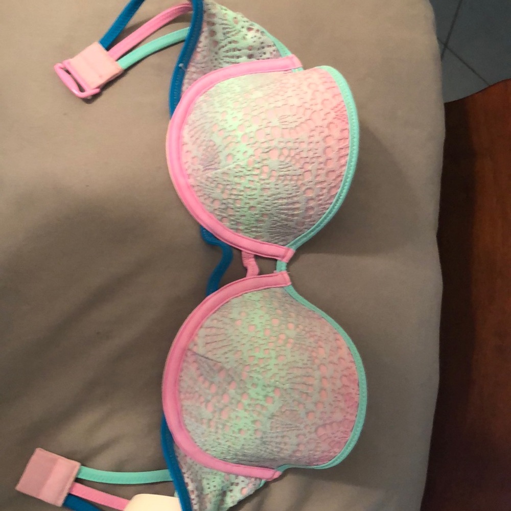 Swim suit top